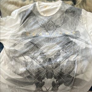 4XL Sean John White and Gray Short Sleeve Tee with Geometric Design